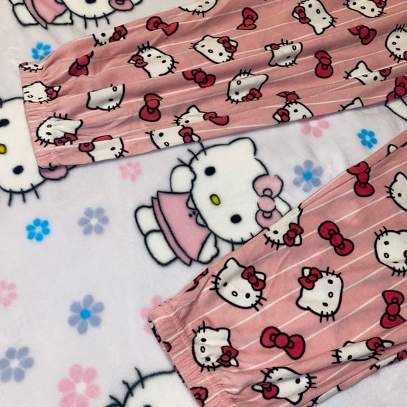 Hello kitty pj pants size medium - Picture 3 of 3